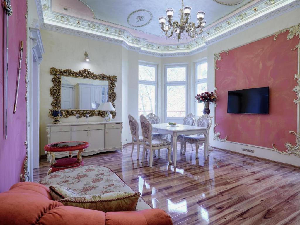 Rose Apartment Marianske Lazne Exterior photo